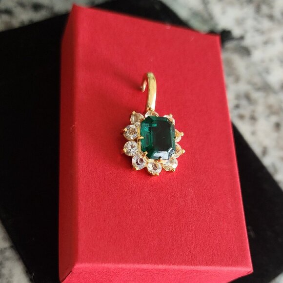 Gold Emerald & CZ Pendant-Needs Clasp Repair-Excellent-Pre-Loved Condition - Picture 3 of 10